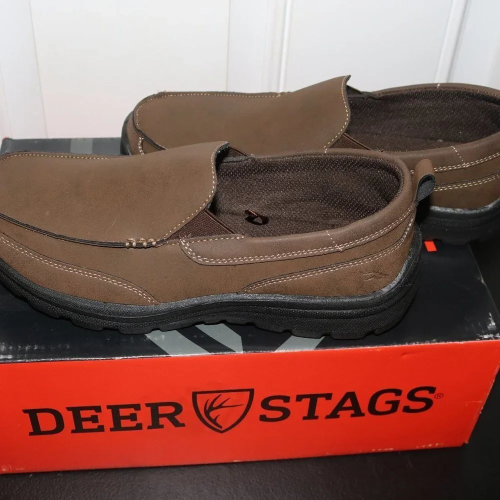 Deer Stags youth boys size 8 medium with box worn once our son grew out of them